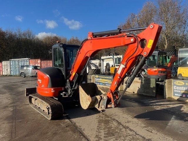Kubota U 48-4 - Міні-екскаватор: фото 3 Kubota U 48-4 - Міні-екскаватор: фото 3