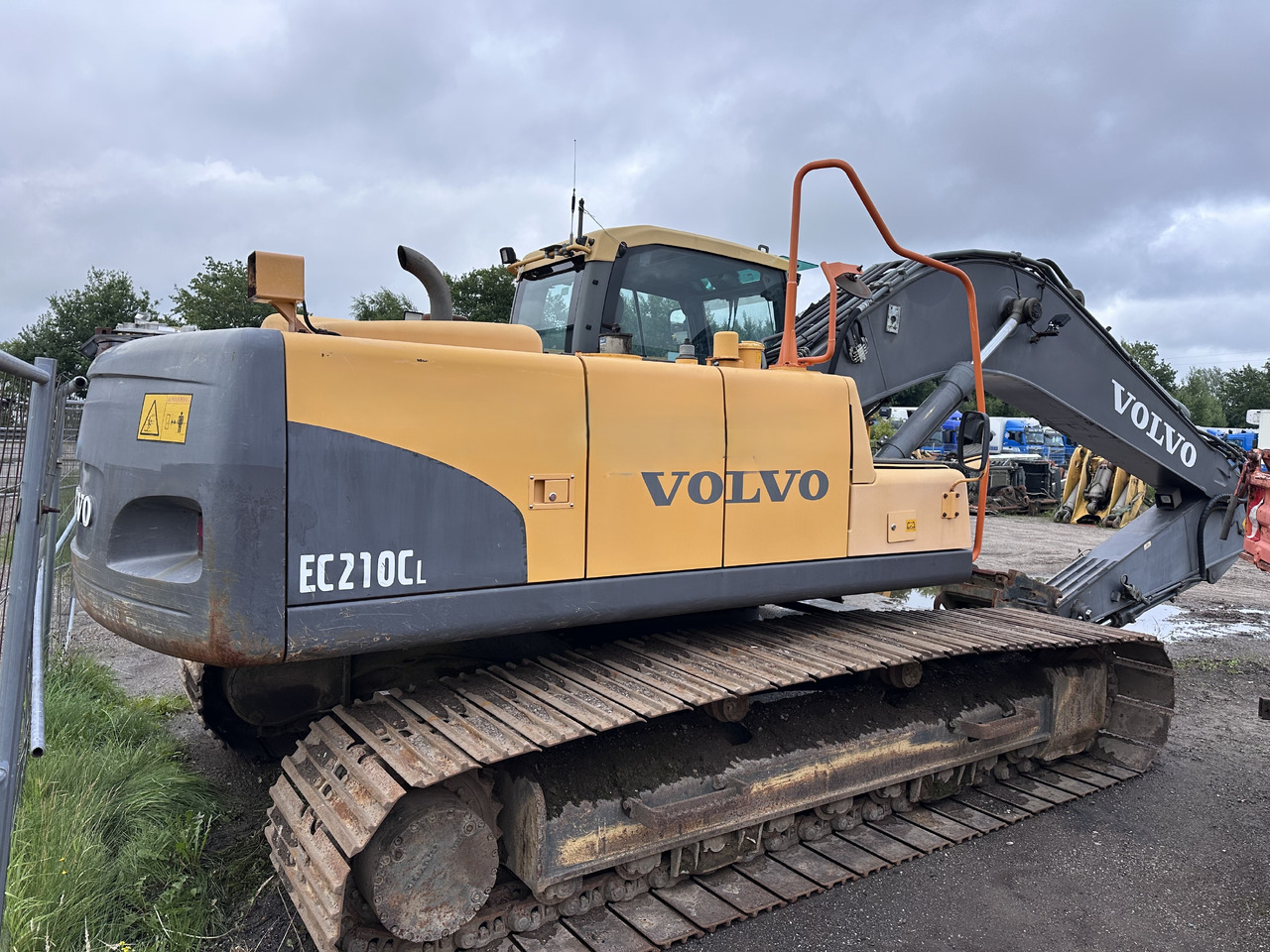VOLVO EC 210 CL Deutsche Maschine! Top !!! - Гусеничний екскаватор: фото 2 VOLVO EC 210 CL Deutsche Maschine! Top !!! - Гусеничний екскаватор: фото 2