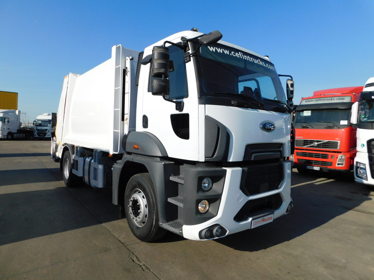 Ford 1833 4x2 dcab e6 9seso14409 - Сміттєвози: фото 2 Ford 1833 4x2 dcab e6 9seso14409 - Сміттєвози: фото 2