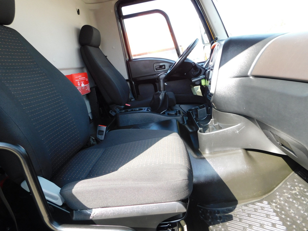 Ford 4142d 8x4 dcab e6 16s2230 - Самоскид вантажівка: фото 5 Ford 4142d 8x4 dcab e6 16s2230 - Самоскид вантажівка: фото 5