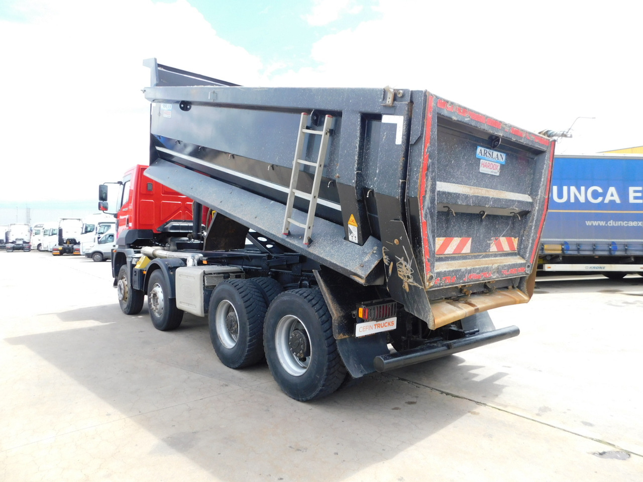 Ford 4142d 8x4 dcab e6 16s2230 ecotorq - Самоскид вантажівка: фото 4 Ford 4142d 8x4 dcab e6 16s2230 ecotorq - Самоскид вантажівка: фото 4