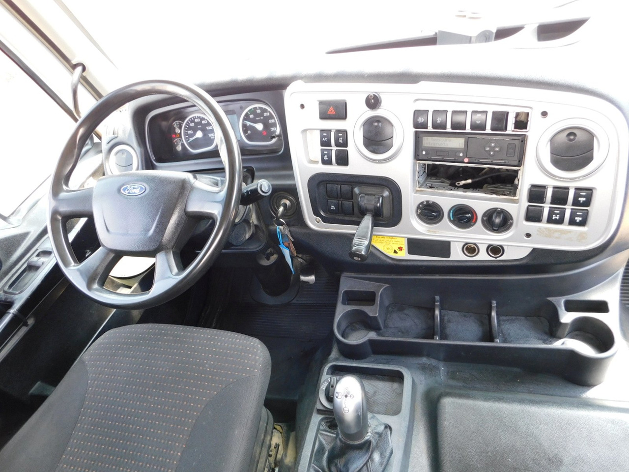 Автобетонозмішувач Ford Lt12xl 7h cargo 4142m: фото 6