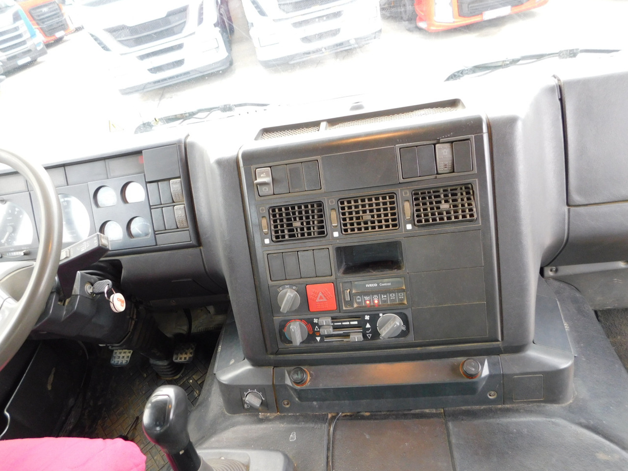 Автобетонозмішувач Iveco 410e44h80: фото 7