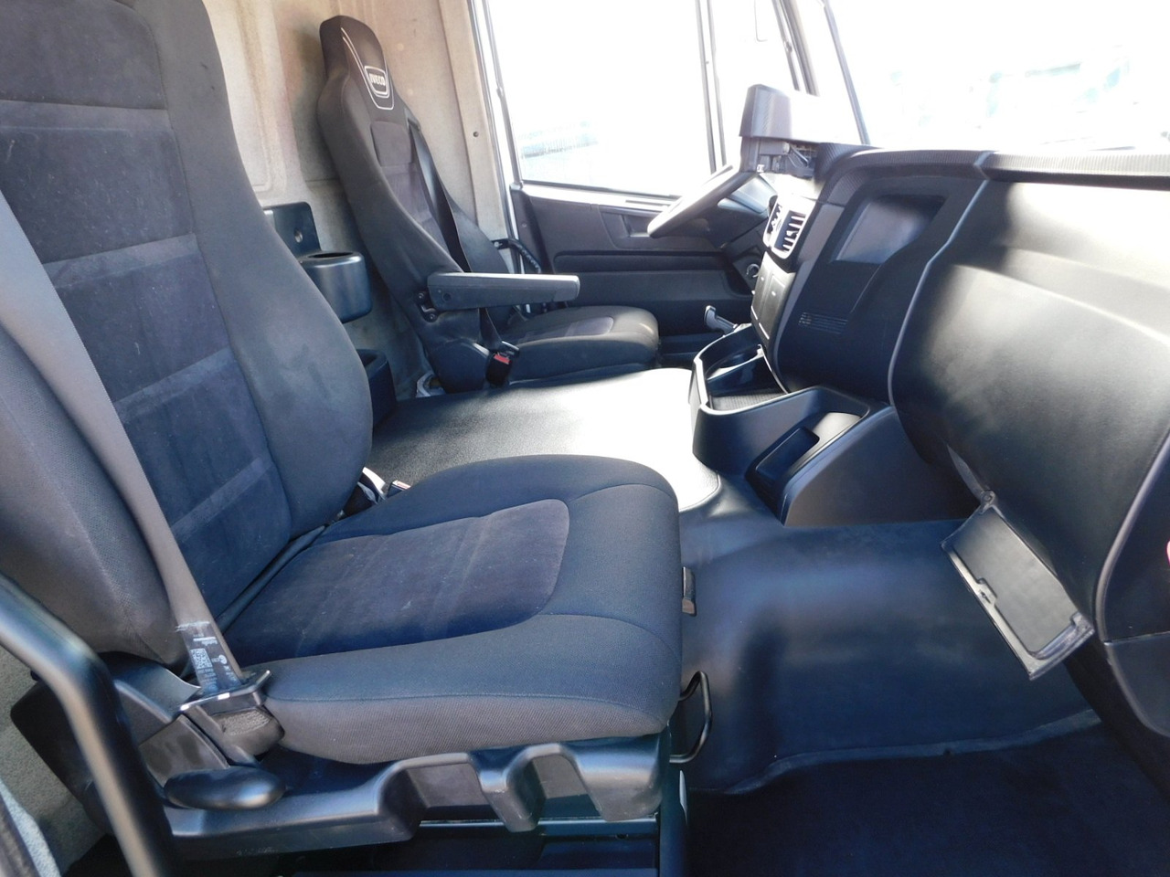 Iveco Ad340x - Автобетонозмішувач: фото 5 Iveco Ad340x - Автобетонозмішувач: фото 5