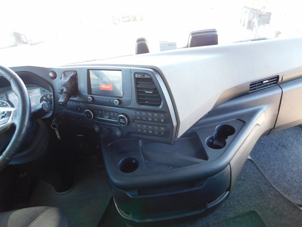 Тягач Ford F max 4x2 scab e6 12s2620: фото 6
