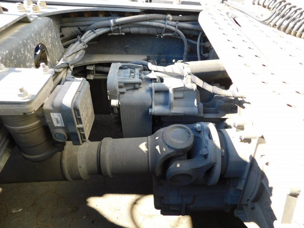 Тягач Ford F max 4x2 scab e6 12s2620: фото 7