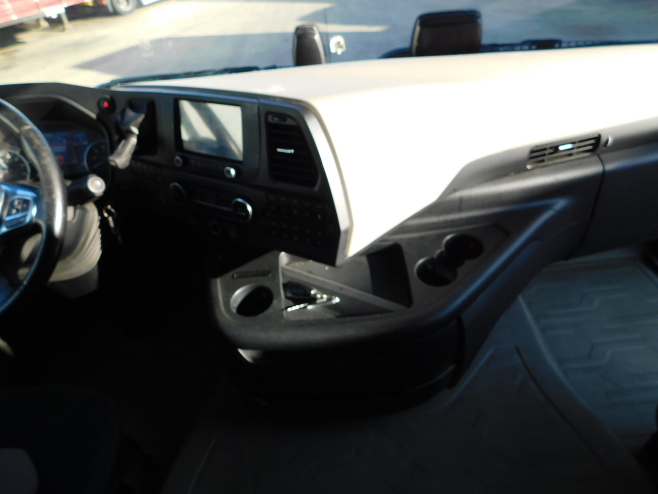 Тягач Ford F max ll 4x2 scab e6 12tx2620: фото 7