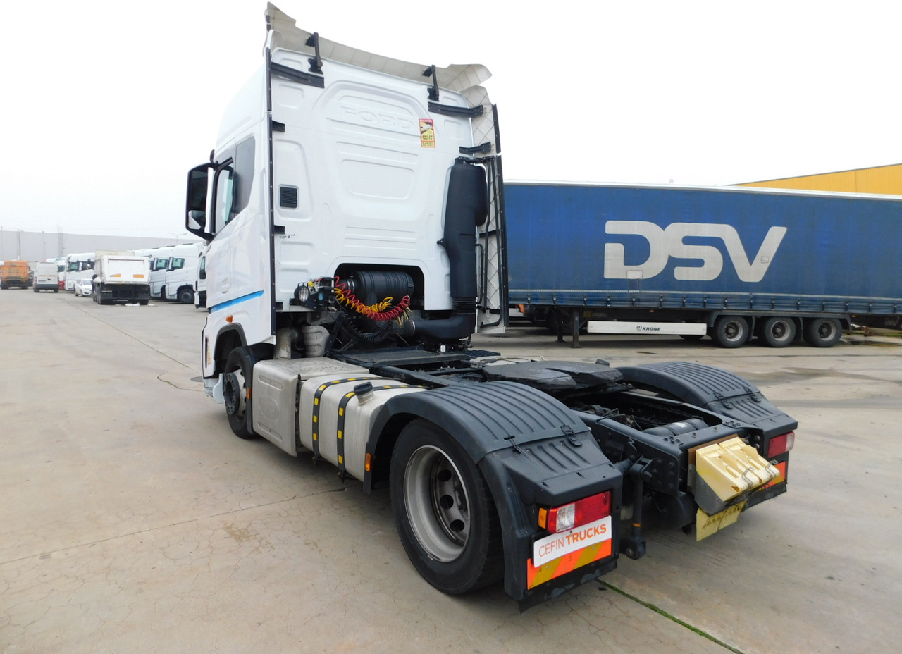 Ford F max ll 4x2 scab e6 12tx2620 - Тягач: фото 4 Ford F max ll 4x2 scab e6 12tx2620 - Тягач: фото 4