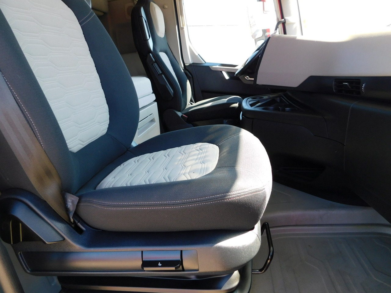 Ford F max ll 4x2 scab e6 12tx2620 - Тягач: фото 5 Ford F max ll 4x2 scab e6 12tx2620 - Тягач: фото 5