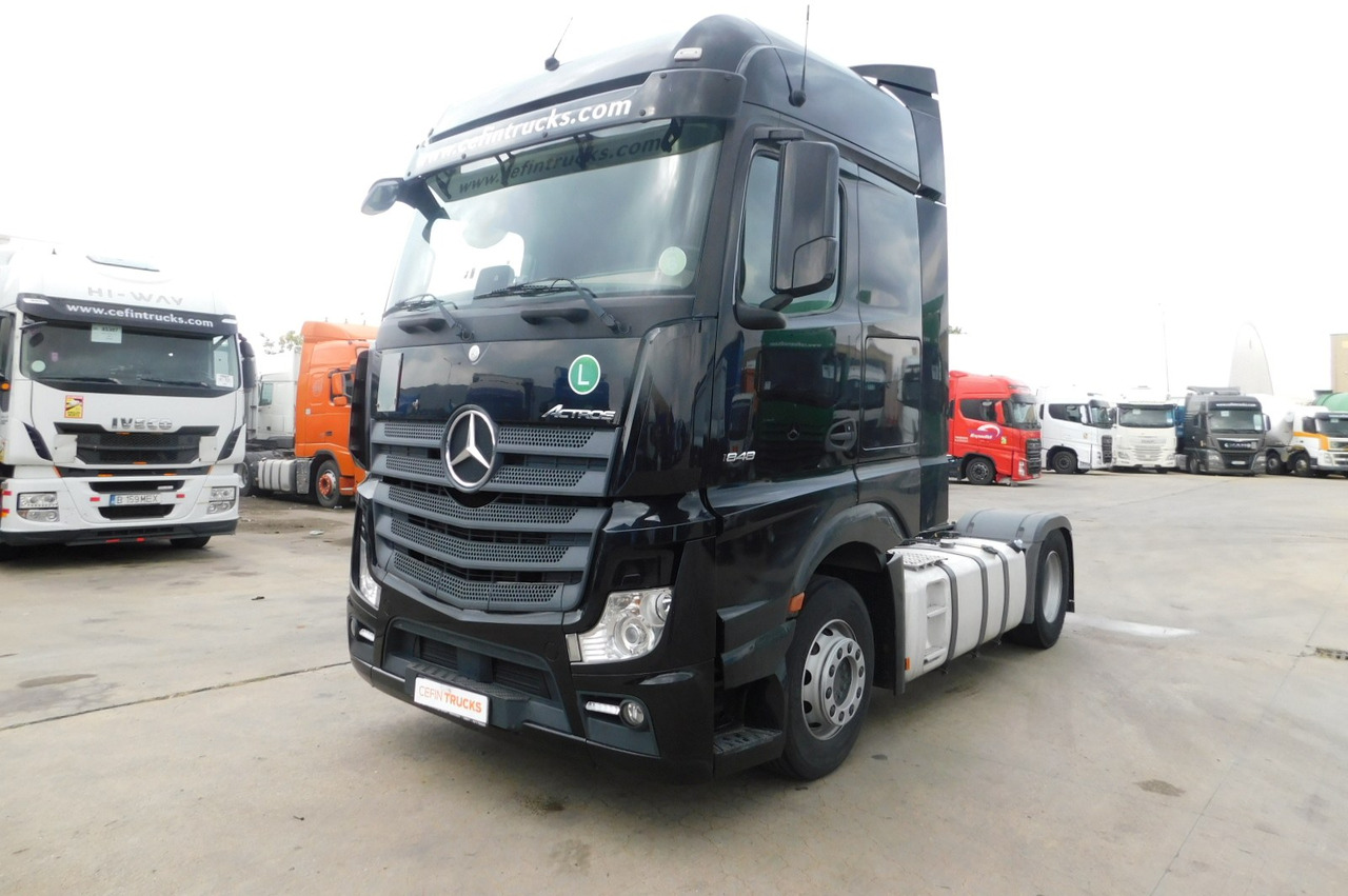 Mercedes Actros - Тягач: фото 1 Mercedes Actros - Тягач: фото 1