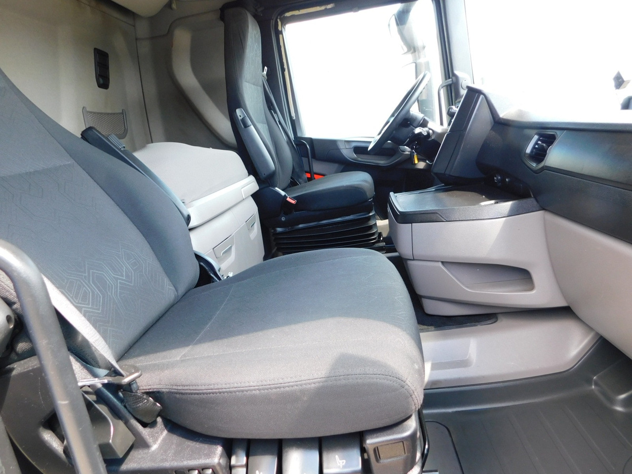 Scania R500 - Тягач: фото 5 Scania R500 - Тягач: фото 5