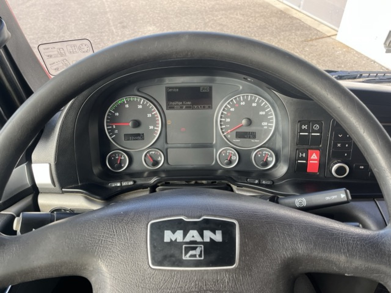 MAN TGS 33.440 6x4 BB mit Heckkran HIAB 166ES-4 Euro5 - Самоскид вантажівка, Вантажівка з маніпулятором: фото 3 MAN TGS 33.440 6x4 BB mit Heckkran HIAB 166ES-4 Euro5 - Самоскид вантажівка, Вантажівка з маніпулятором: фото 3