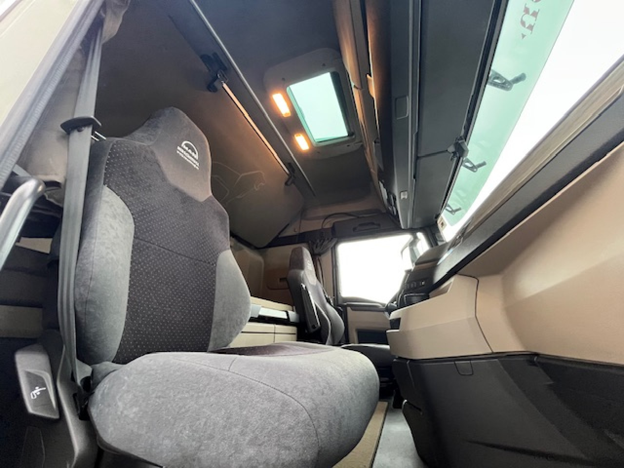 Тягач MAN TGX 18.470 4x2 BLS Euro6 Retarder Klima Luftfeder: фото 7