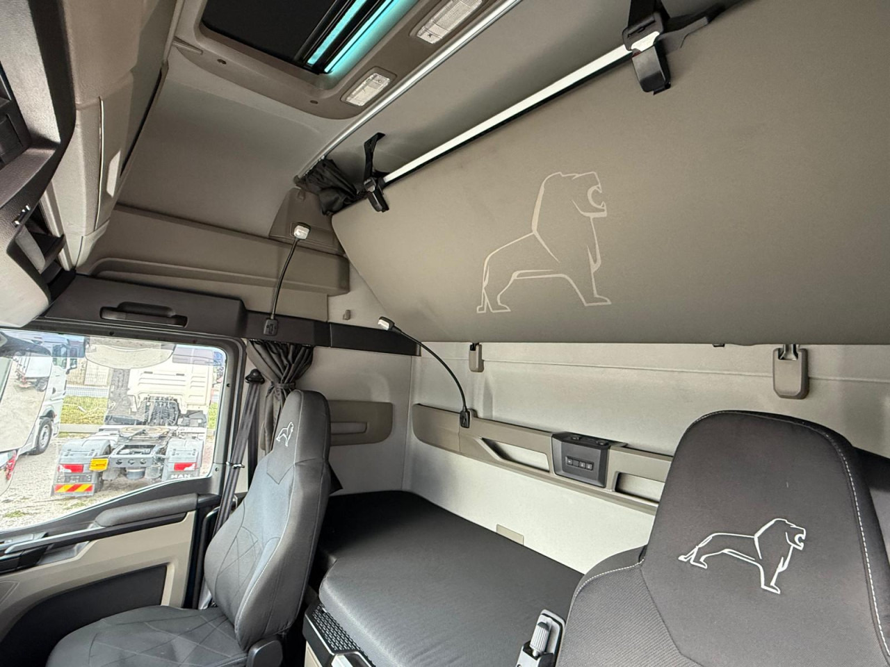 MAN TGX 18.510 4x2 BL SA Euro6 Retarder Klima ZV - Тягач: фото 3 MAN TGX 18.510 4x2 BL SA Euro6 Retarder Klima ZV - Тягач: фото 3