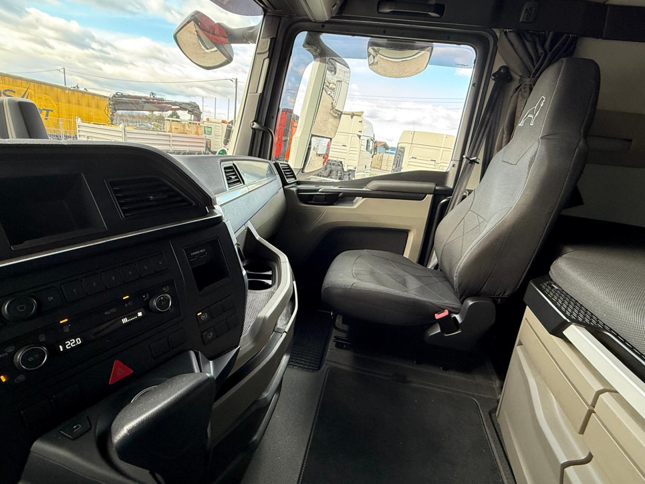 MAN TGX 18.510 4x2 BL SA Euro6 Retarder Klima ZV - Тягач: фото 2 MAN TGX 18.510 4x2 BL SA Euro6 Retarder Klima ZV - Тягач: фото 2