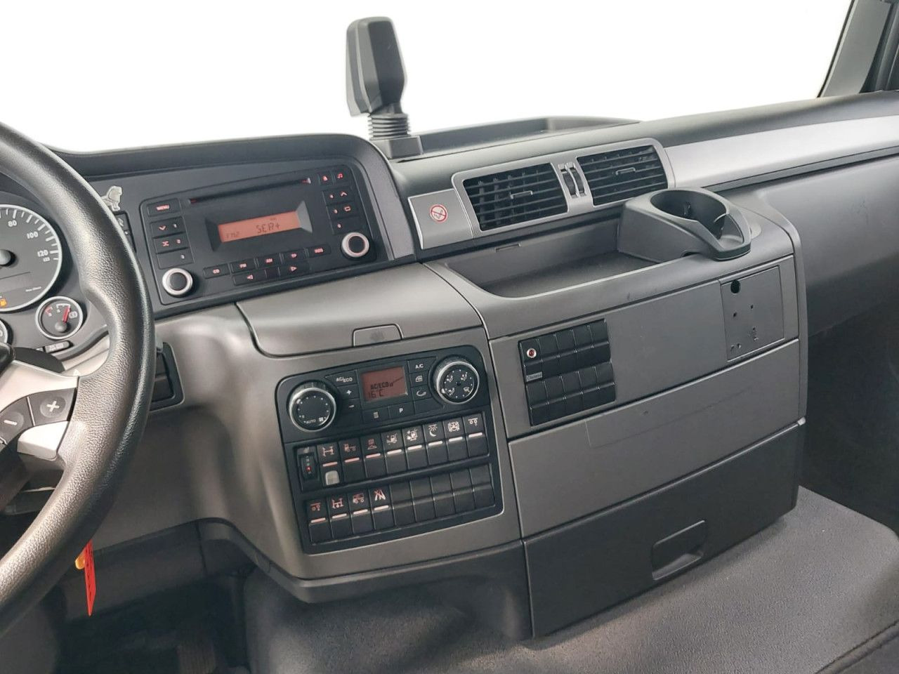 Тягач MAN TGX: фото 5