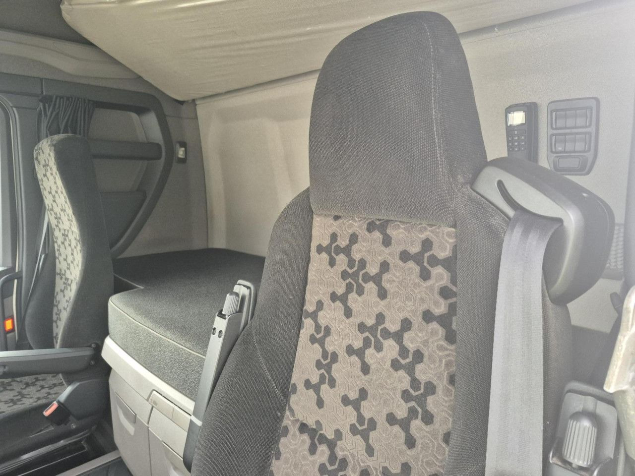 Scania R 450 в лізинг Scania R 450: фото 8 Scania R 450 в лізинг Scania R 450: фото 8