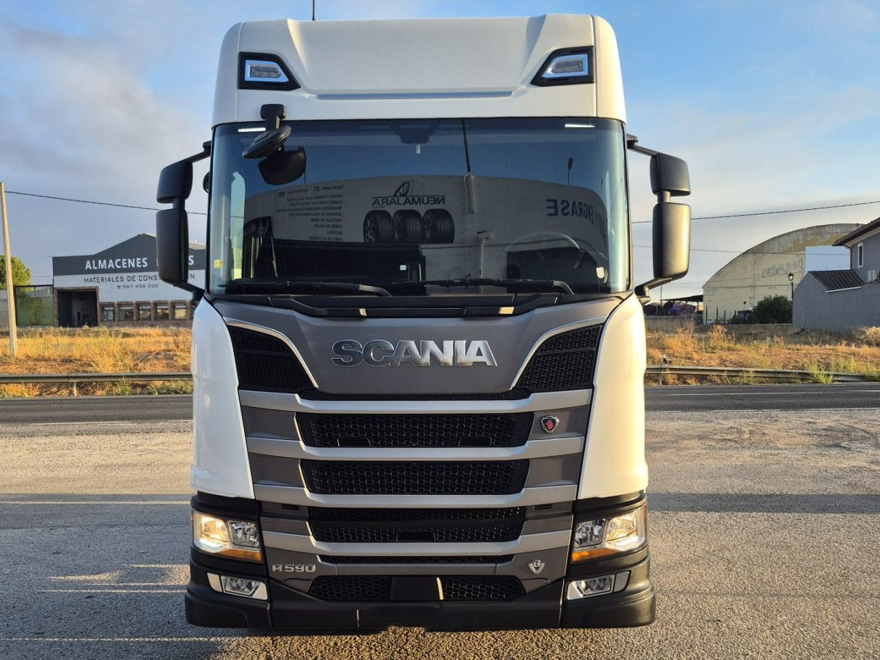 Scania R 590 - Тягач: фото 3 Scania R 590 - Тягач: фото 3