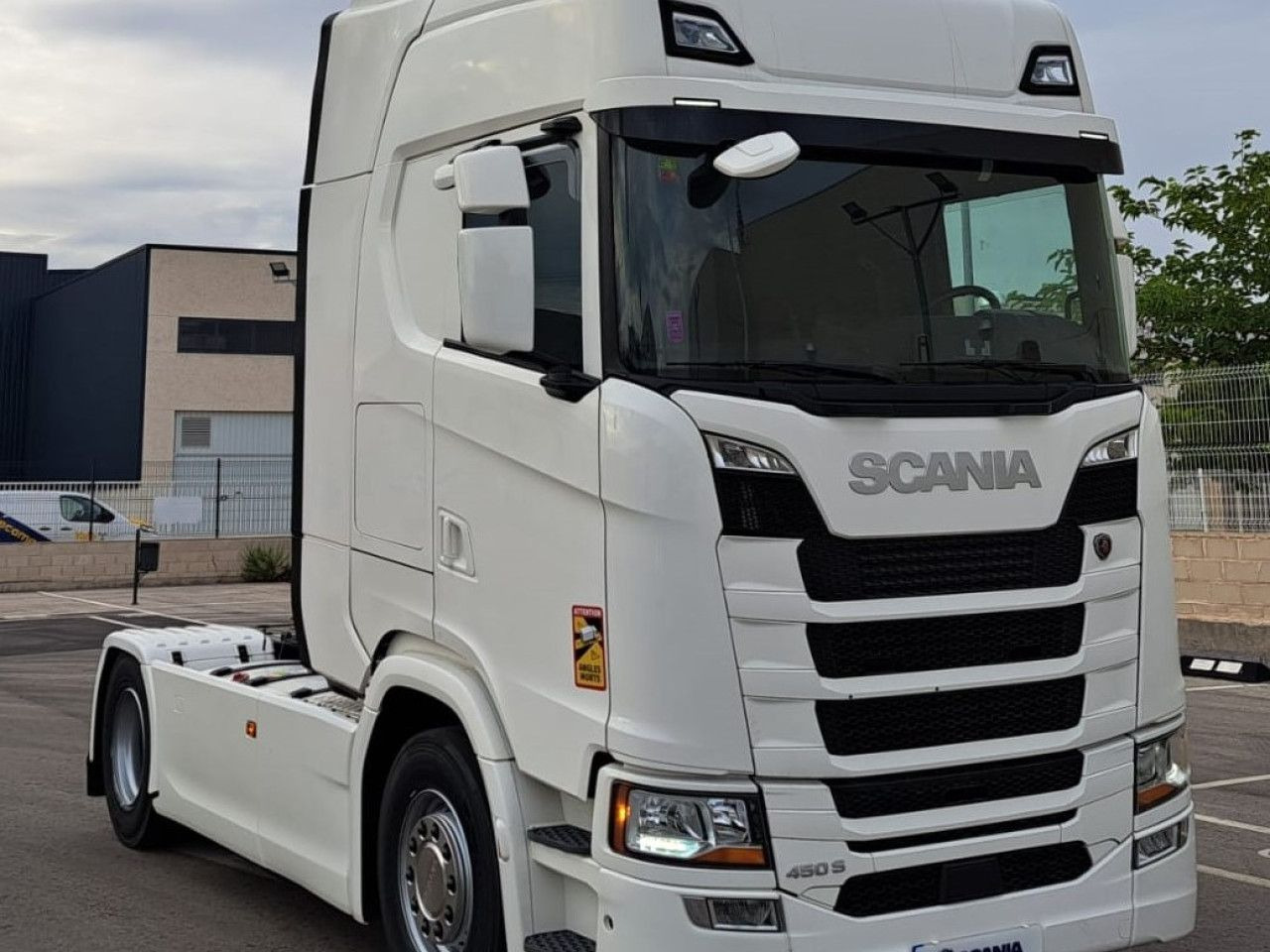 Scania UVES01240224 - Тягач: фото 1 Scania UVES01240224 - Тягач: фото 1