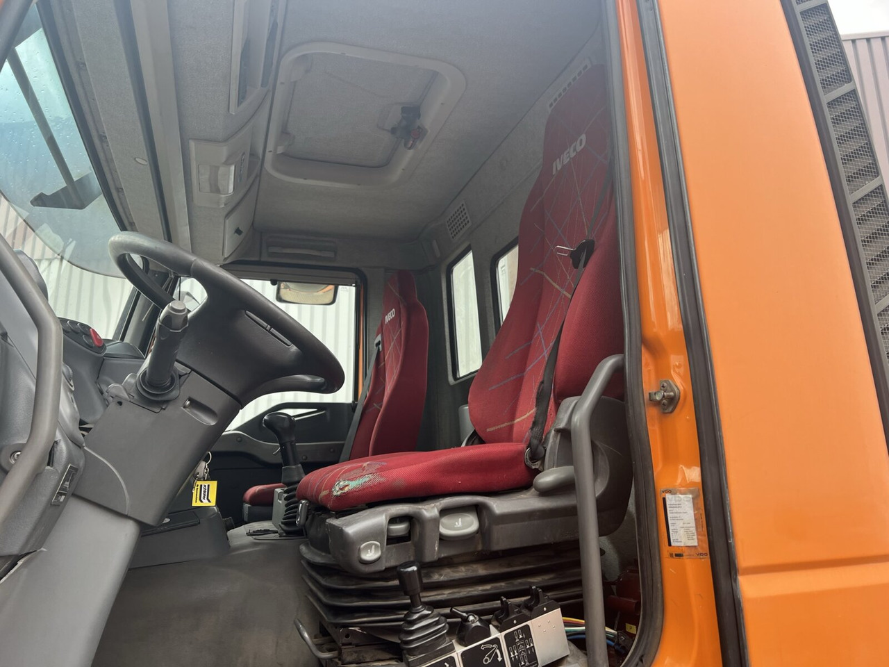 190 AD 35 4x2 190 AD 35 4x2, Meiller Tele-Absetzer - Скіповий навантажувач вантажівка: фото 5 190 AD 35 4x2 190 AD 35 4x2, Meiller Tele-Absetzer - Скіповий навантажувач вантажівка: фото 5