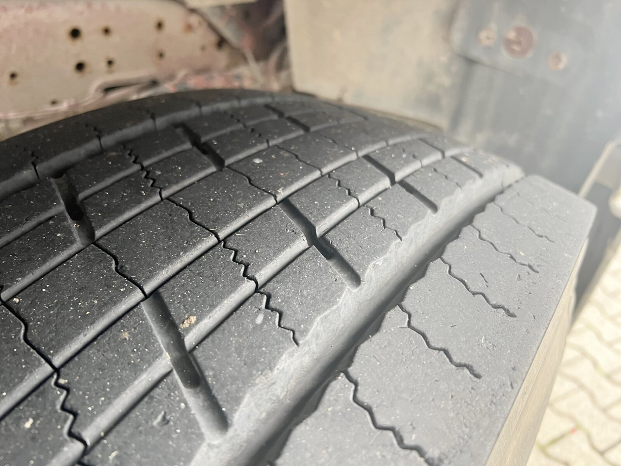 190 AD 35 4x2 190 AD 35 4x2, Meiller Tele-Absetzer - Скіповий навантажувач вантажівка: фото 3 190 AD 35 4x2 190 AD 35 4x2, Meiller Tele-Absetzer - Скіповий навантажувач вантажівка: фото 3