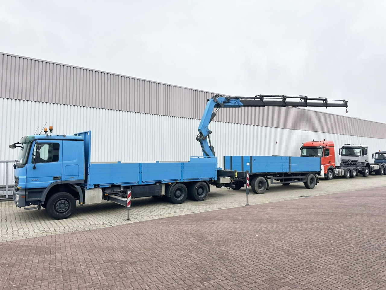 Бортовий причіп/ Платформа 2-Achs Pritschenanhänger 2-Achs Pritschenanhänger: фото 14 Бортовий причіп/ Платформа 2-Achs Pritschenanhänger 2-Achs Pritschenanhänger: фото 14