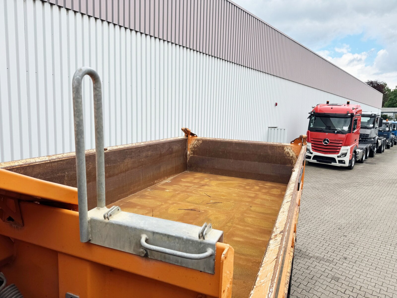 AD260T41 6x4 AD260T41 6x4, EEV - Самоскид вантажівка: фото 2 AD260T41 6x4 AD260T41 6x4, EEV - Самоскид вантажівка: фото 2