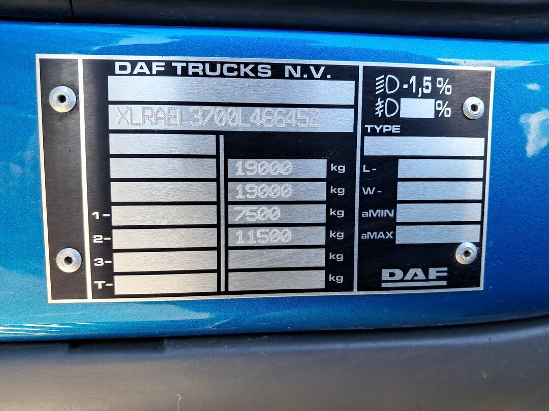 DAF LF 290 FA 4x2 LF 290 FA 4x2, Nebenantrieb, Navi - Вантажівка шасі: фото 4 DAF LF 290 FA 4x2 LF 290 FA 4x2, Nebenantrieb, Navi - Вантажівка шасі: фото 4