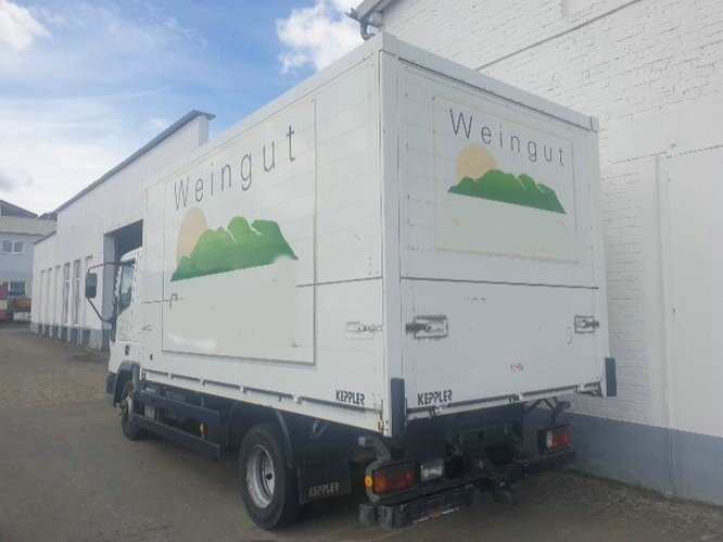 Euro Cargo ML 75E14 4x2 Euro Cargo ML 75E14 4x2 Getränkekoffer, 6-Zylinder-Motor - Вантажівка з закритим кузовом: фото 5 Euro Cargo ML 75E14 4x2 Euro Cargo ML 75E14 4x2 Getränkekoffer, 6-Zylinder-Motor - Вантажівка з закритим кузовом: фото 5