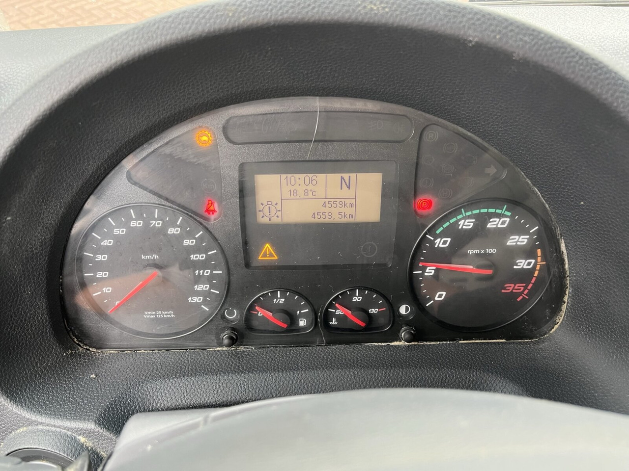 EuroCargo ML190EL32 4x2 EuroCargo ML190EL32 4x2 - Самоскид вантажівка: фото 3 EuroCargo ML190EL32 4x2 EuroCargo ML190EL32 4x2 - Самоскид вантажівка: фото 3