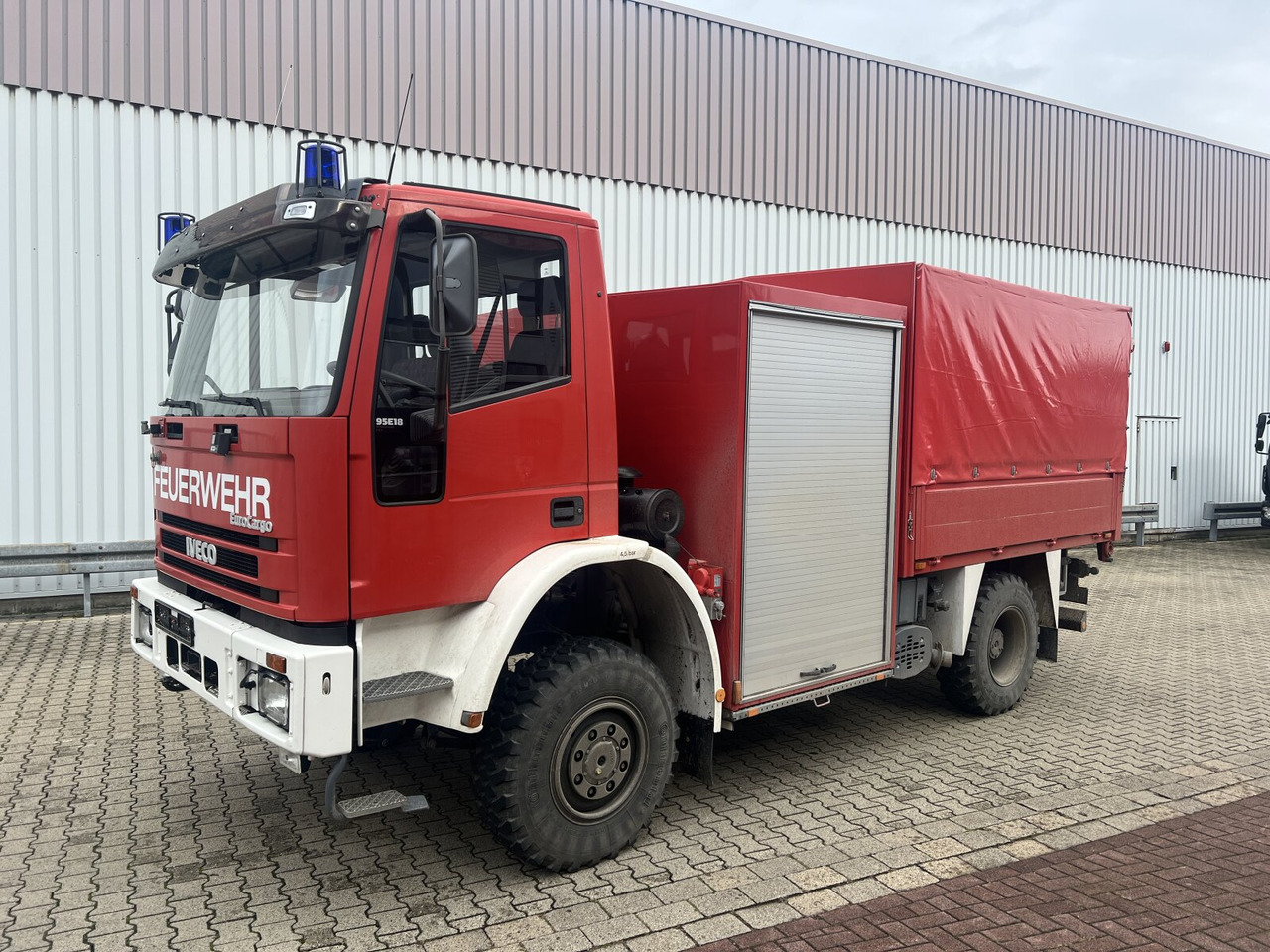 FF 95 E 18 4x4 FF 95 E 18 4x4, Feuerwehr - Пожежна машина: фото 1 FF 95 E 18 4x4 FF 95 E 18 4x4, Feuerwehr - Пожежна машина: фото 1