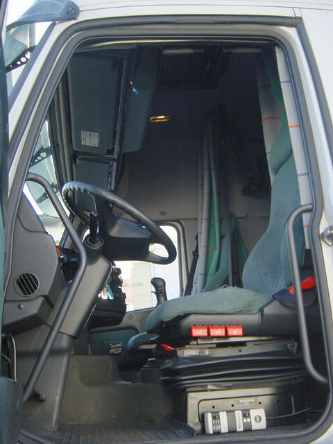 FH New 12-420 6x2 FH New 12-420 6x2 - Бортова вантажівка/ Платформа: фото 4 FH New 12-420 6x2 FH New 12-420 6x2 - Бортова вантажівка/ Платформа: фото 4