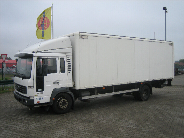 FL 6-12 4x2 FL 6-12 4x2, 4x vorhanden! - Вантажівка з закритим кузовом: фото 4 FL 6-12 4x2 FL 6-12 4x2, 4x vorhanden! - Вантажівка з закритим кузовом: фото 4
