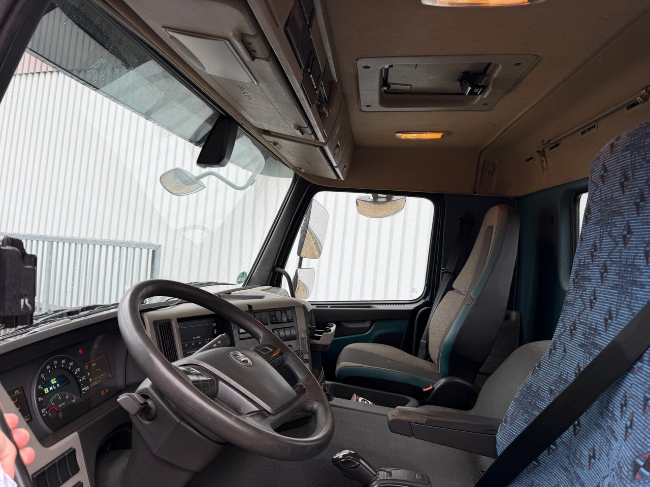 FM 410 6x2 FM 410 6x2, Lenk-/Liftachse, Motorabtrieb - Гаковий мультиліфт вантажівка: фото 4 FM 410 6x2 FM 410 6x2, Lenk-/Liftachse, Motorabtrieb - Гаковий мультиліфт вантажівка: фото 4