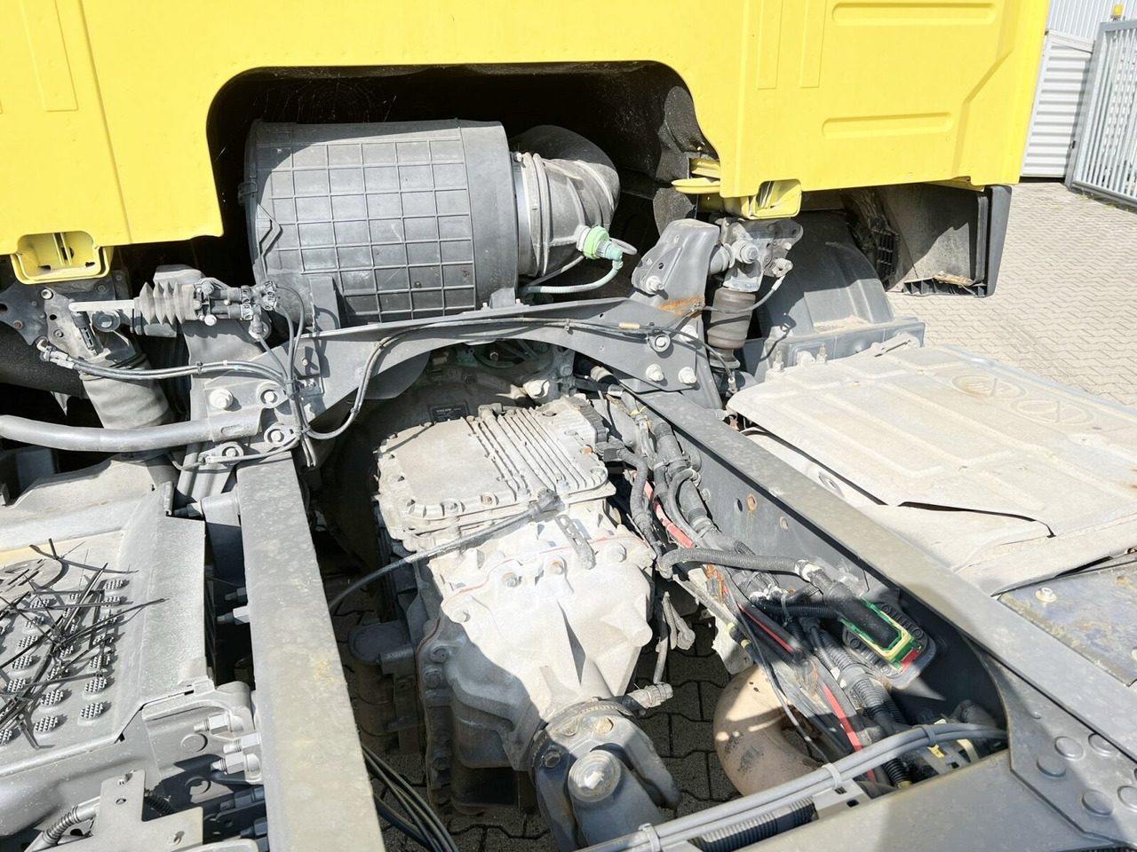 Вантажівка шасі FM 450 6x2 FM 450 6x2, Motorabtrieb, Lenk-/Liftachse: фото 12 Вантажівка шасі FM 450 6x2 FM 450 6x2, Motorabtrieb, Lenk-/Liftachse: фото 12