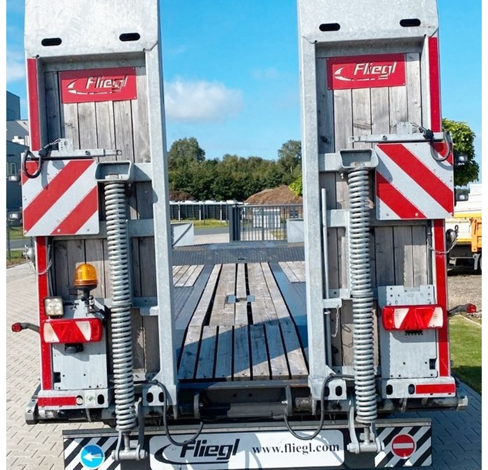 Fliegl DTS-S 300 DTS-S 300, verbreiterbar auf 3,05m - Низькорамна платформа причіп: фото 3 Fliegl DTS-S 300 DTS-S 300, verbreiterbar auf 3,05m - Низькорамна платформа причіп: фото 3