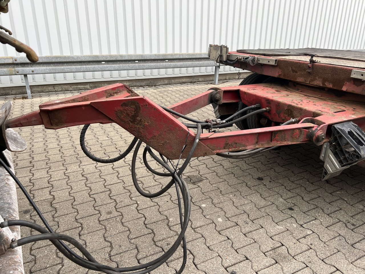 Goldhofer TU 3-24/80 TU 3-24/80, hydr. Rampen, Verbr. auf 3m - Низькорамна платформа причіп: фото 4 Goldhofer TU 3-24/80 TU 3-24/80, hydr. Rampen, Verbr. auf 3m - Низькорамна платформа причіп: фото 4