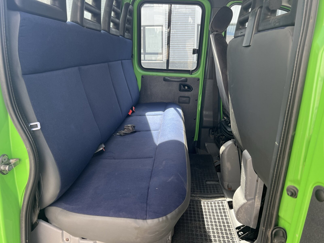 Iveco Daily 45C15D 4x2 Doka Daily 45C15D 4x2 Doka, City-Abroller - Гаковий мультиліфт вантажівка, Комерційний автомобіль: фото 5 Iveco Daily 45C15D 4x2 Doka Daily 45C15D 4x2 Doka, City-Abroller - Гаковий мультиліфт вантажівка, Комерційний автомобіль: фото 5