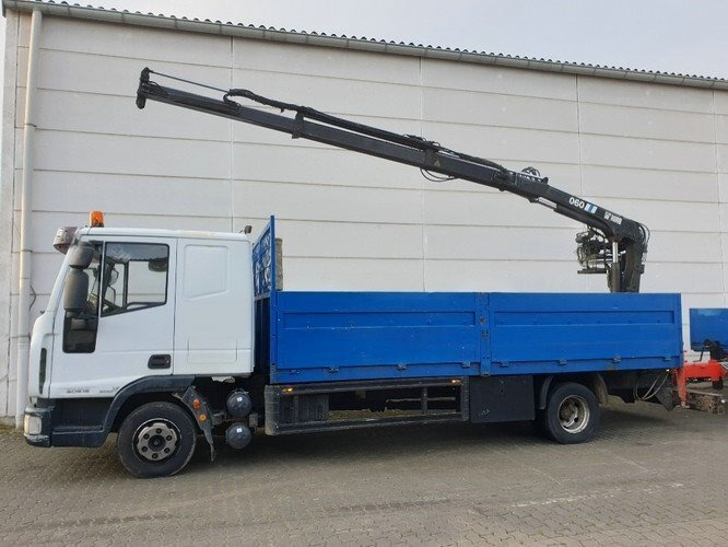 Iveco EuroCargo 80E 18 4x2 Euro Cargo ML 80 E 18, Hiab Kran 060-2 - Вантажівка з маніпулятором, Бортова вантажівка/ Платформа: фото 5 Iveco EuroCargo 80E 18 4x2 Euro Cargo ML 80 E 18, Hiab Kran 060-2 - Вантажівка з маніпулятором, Бортова вантажівка/ Платформа: фото 5