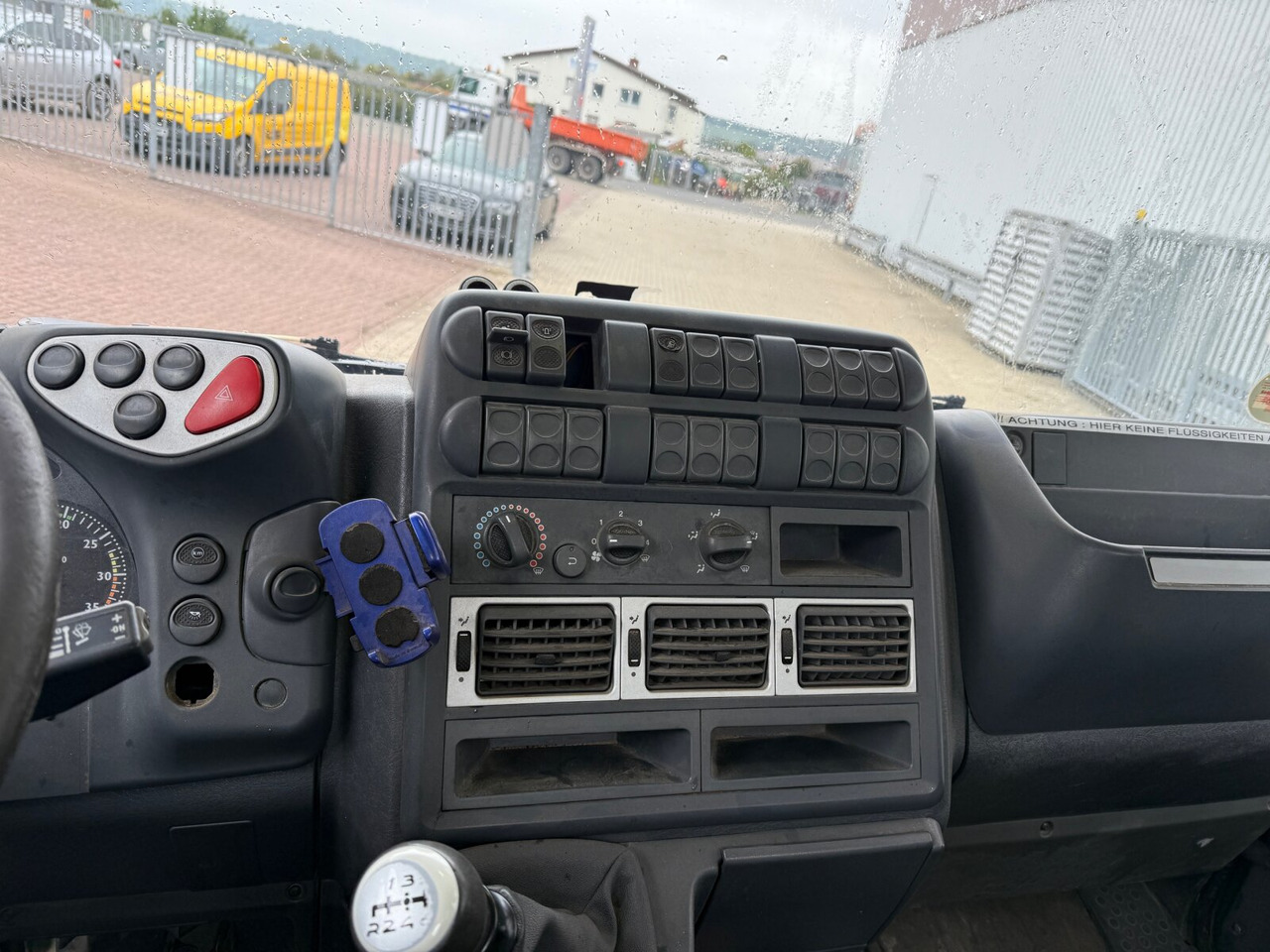 Iveco ML80E18/P 4x2 ML80E18/P 4x2, City-Abroller - Гаковий мультиліфт вантажівка: фото 3 Iveco ML80E18/P 4x2 ML80E18/P 4x2, City-Abroller - Гаковий мультиліфт вантажівка: фото 3