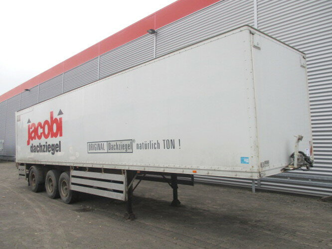Kögel SAnh SF 24 SF 24 Kofferauflieger, gelenkte Achse, Rolltor, 77 cbm - Закритий кузов напівпричіп: фото 1 Kögel SAnh SF 24 SF 24 Kofferauflieger, gelenkte Achse, Rolltor, 77 cbm - Закритий кузов напівпричіп: фото 1