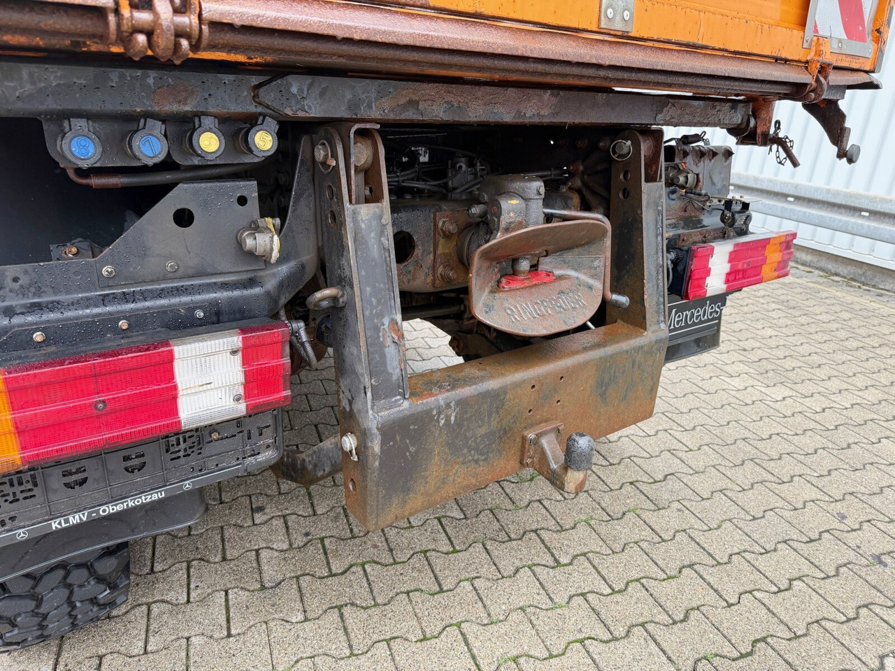 Unimog U 20 4x4 U 20 4x4, Kipper, Zapfwelle, Winterdienstausstattung, 2x AHK - Комерційний автомобіль: фото 2 Unimog U 20 4x4 U 20 4x4, Kipper, Zapfwelle, Winterdienstausstattung, 2x AHK - Комерційний автомобіль: фото 2