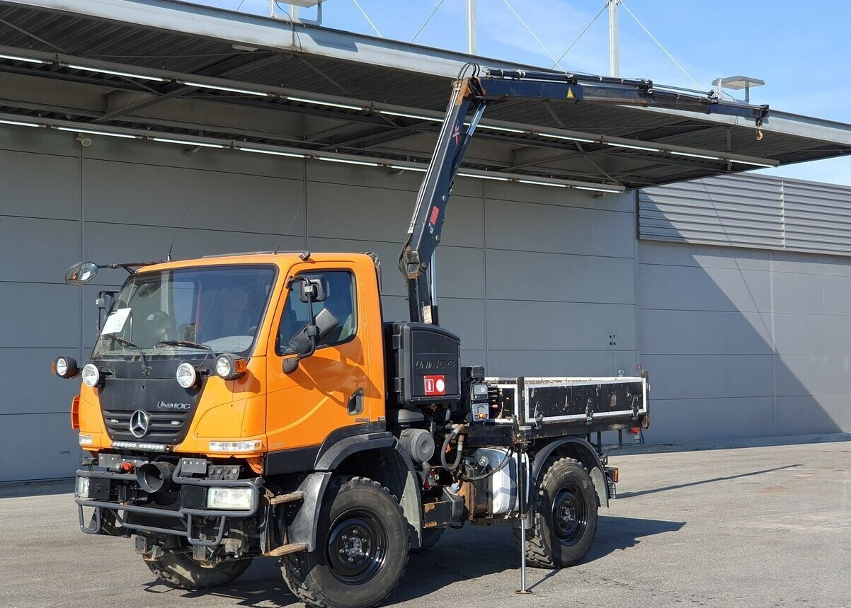 Unimog U 20 4x4 U 20 4x4, Zapfwelle, Kran Hiab 022D-3 HiDuo, Funk - Комерційний автомобіль: фото 1 Unimog U 20 4x4 U 20 4x4, Zapfwelle, Kran Hiab 022D-3 HiDuo, Funk - Комерційний автомобіль: фото 1