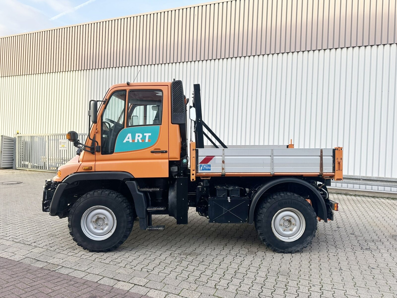 Комерційний автомобіль Unimog U300 405/10 4x4 U300 405/10 4x4, Kommunalhydraulik, Frontzapfwelle, Kipper: фото 12
