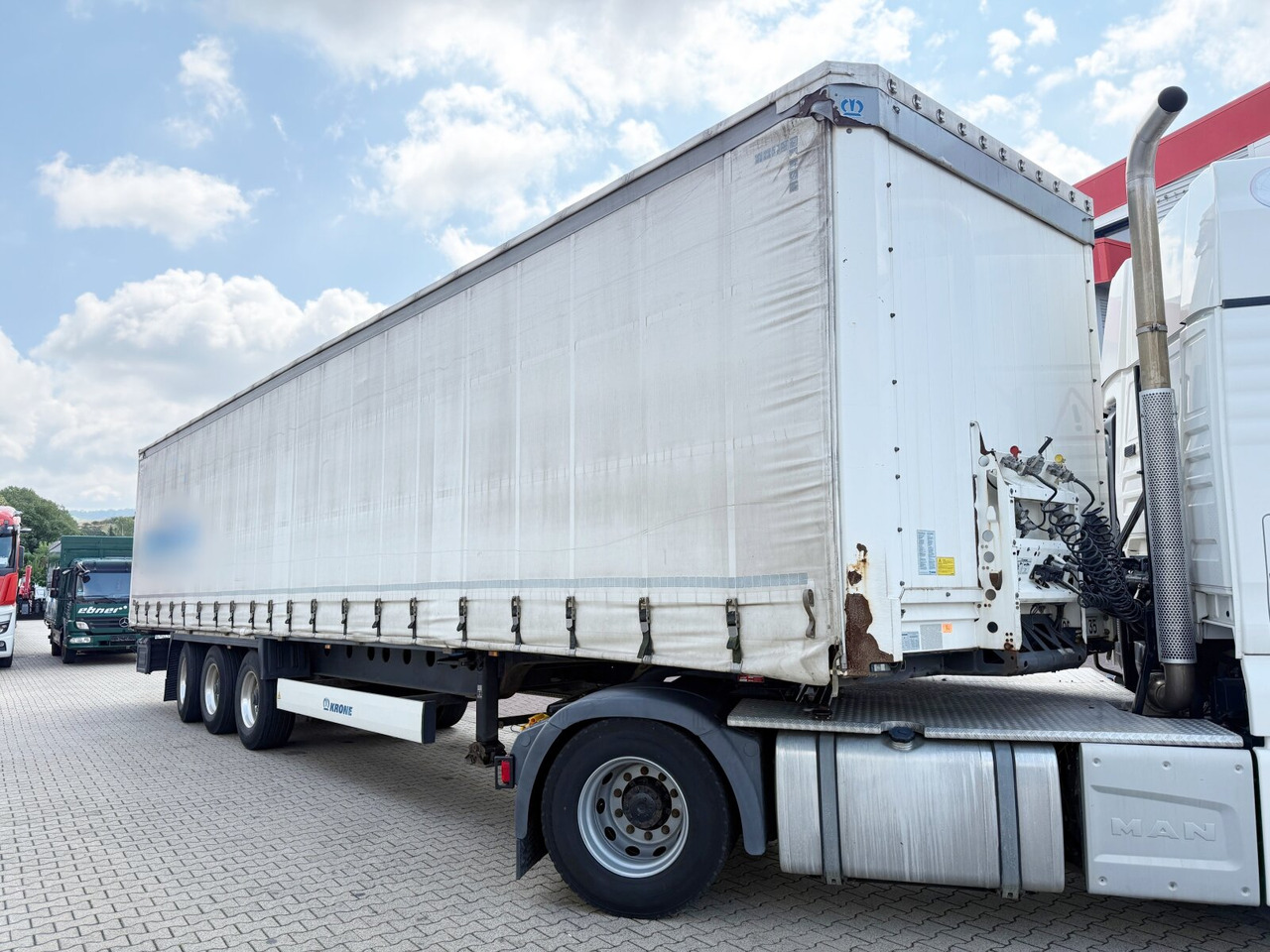 Krone SDP 27 eLCL10-CS Coil Liner SDP 27 eLCL10-CS Coil Liner, Coilmulde, Liftachse, Nachlauflenkachse, Edscha - Бортовий напівпричіп/ Платформа: фото 2 Krone SDP 27 eLCL10-CS Coil Liner SDP 27 eLCL10-CS Coil Liner, Coilmulde, Liftachse, Nachlauflenkachse, Edscha - Бортовий напівпричіп/ Платформа: фото 2