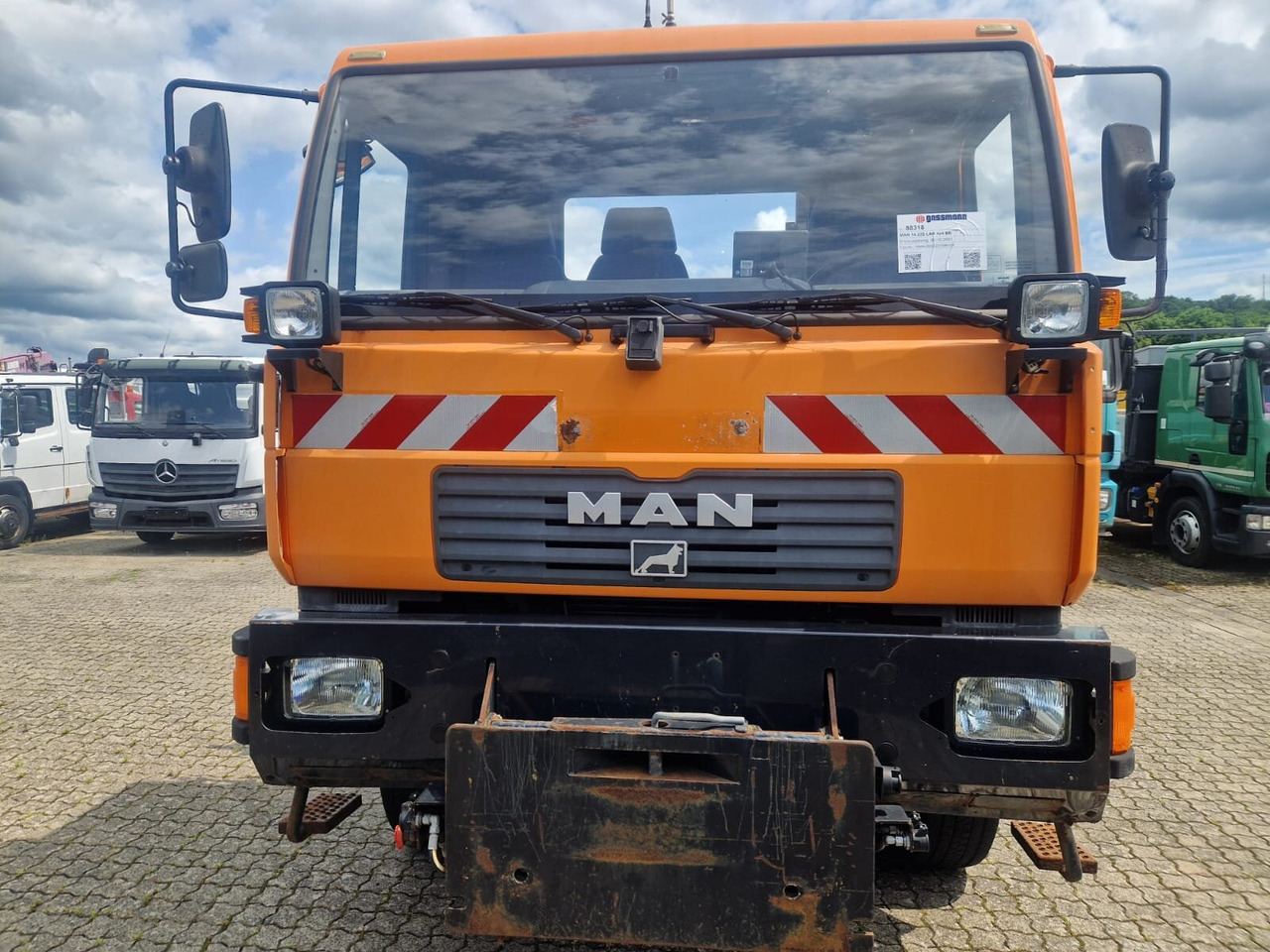 MAN 14.225 LAK 4x4 BB 14.225 LAK 4x4 BB, Winterdienstausstattung - Самоскид вантажівка: фото 4 MAN 14.225 LAK 4x4 BB 14.225 LAK 4x4 BB, Winterdienstausstattung - Самоскид вантажівка: фото 4