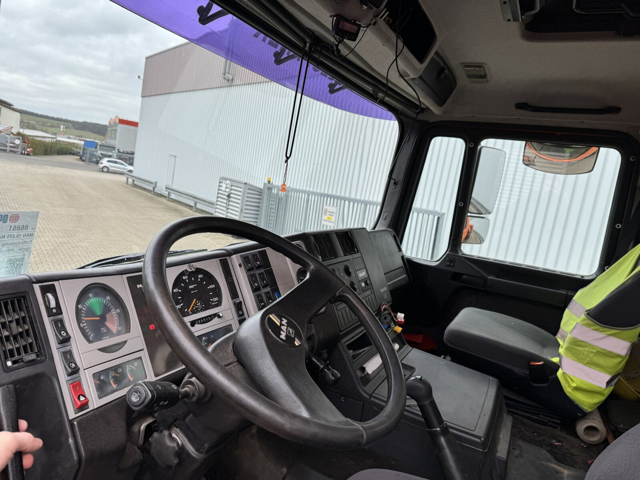 MAN 18.255 MAK 4x4 BB 18.255 MAK 4x4 BB, Kran Atlas AK 85.1 A1 - Вантажівка шасі, Вантажівка з маніпулятором: фото 4 MAN 18.255 MAK 4x4 BB 18.255 MAK 4x4 BB, Kran Atlas AK 85.1 A1 - Вантажівка шасі, Вантажівка з маніпулятором: фото 4