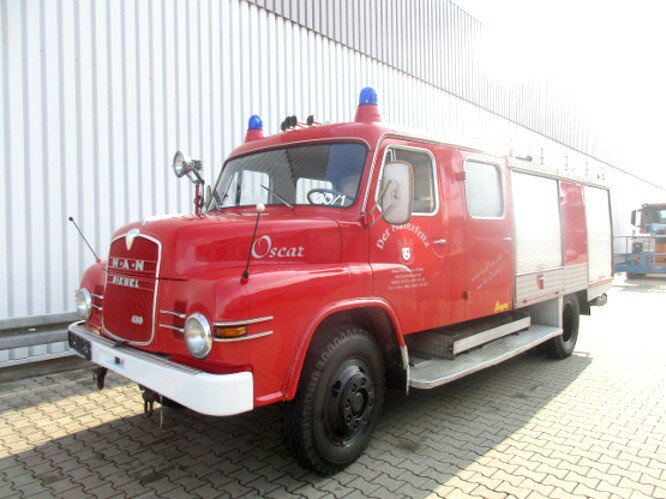 MAN 450 HALF TRO-TLF16 4x2 450 HALF TRO-TLF 16 - Карета швидкої допомоги: фото 1 MAN 450 HALF TRO-TLF16 4x2 450 HALF TRO-TLF 16 - Карета швидкої допомоги: фото 1