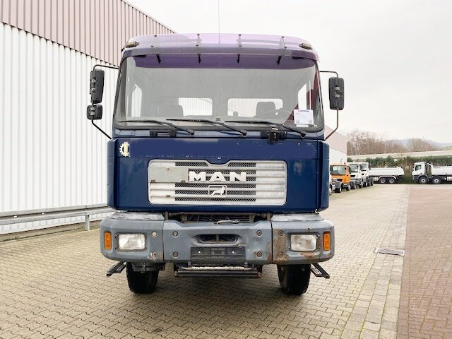 MAN T40 26.364/414 6x4, 6-Zylinder T40 26.364/414 6x4, 6-Zylinder - Вантажівка шасі: фото 4 MAN T40 26.364/414 6x4, 6-Zylinder T40 26.364/414 6x4, 6-Zylinder - Вантажівка шасі: фото 4