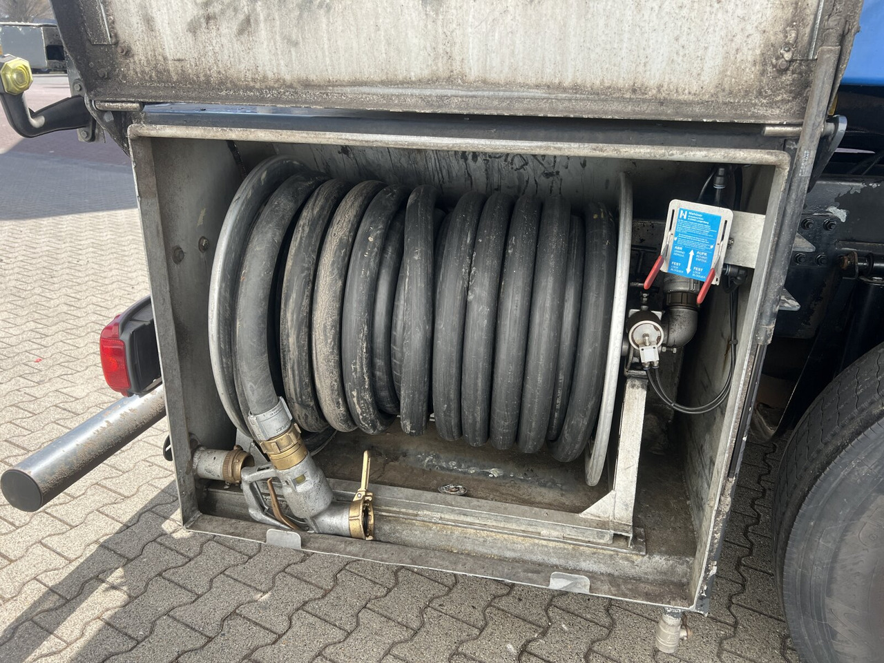 Вантажівка цистерна MAN TGA 26.400 6x2-4 BL TGA 26.400 6x2-4 BL, A1, Lenk-/Liftachse, ADR, Kässbohrer Tank ca. 20.820l, 3 Kammern: фото 6